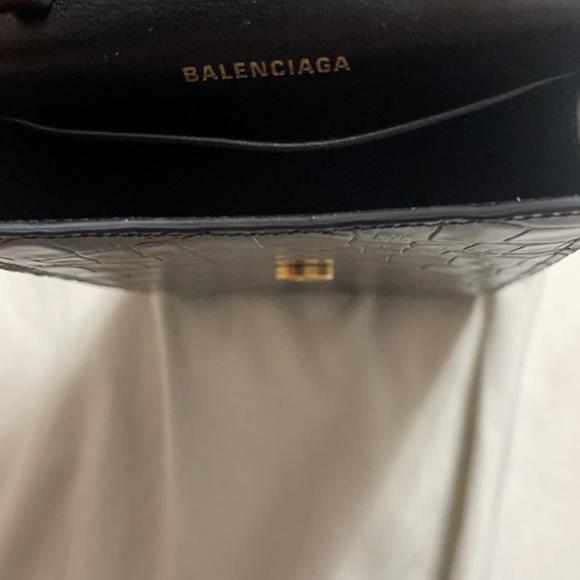 Balenciaga Croc Embossed B Phone Holder - Picture 11 of 11
